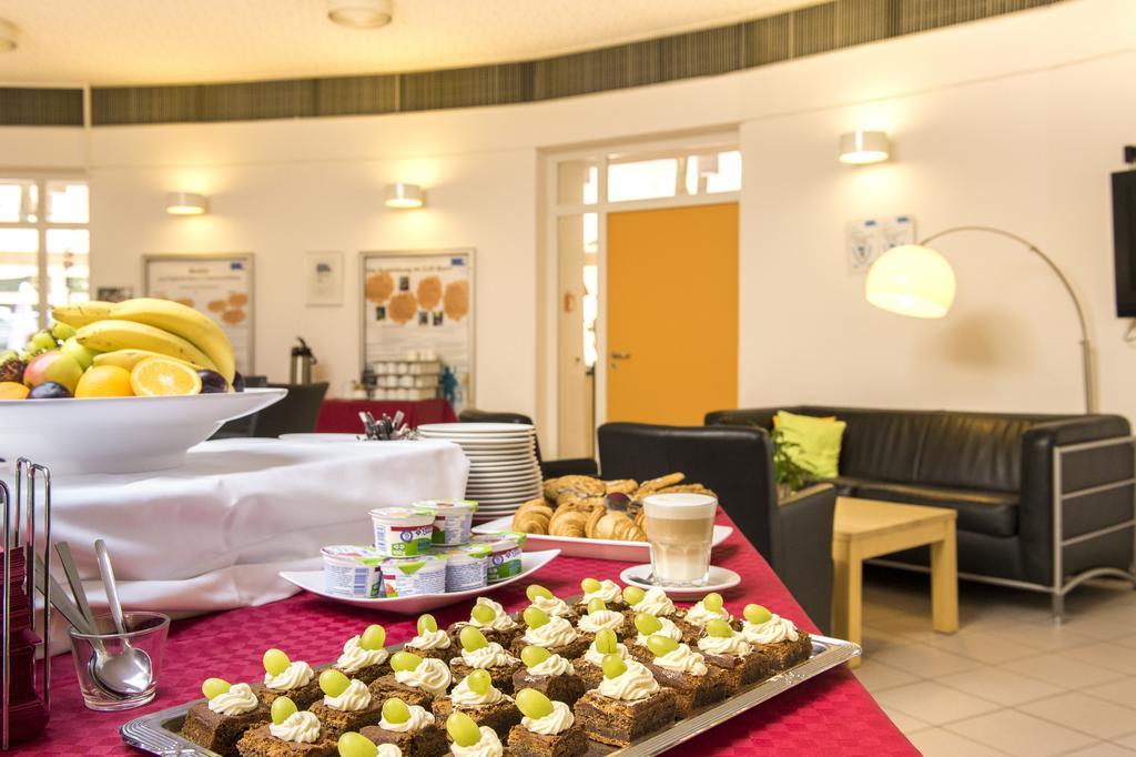 Cjd Bonn Castell Hotel Exterior foto